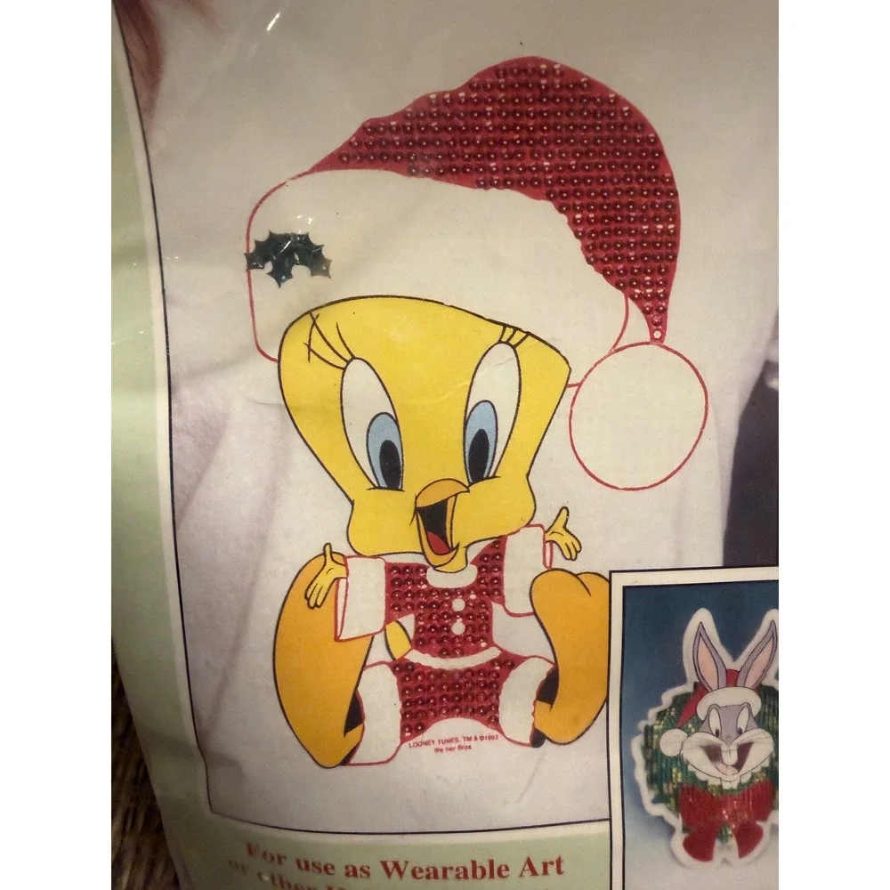 Vintage 1993 Looney Tunes Tweety Bird Santa Sequin Iron On Kit Sulyn 6273 NEW